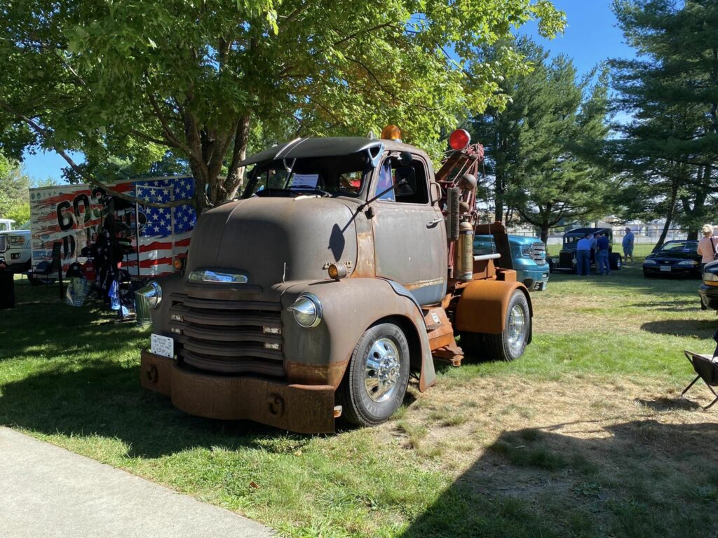 coe tow truck salute the troops car show 6