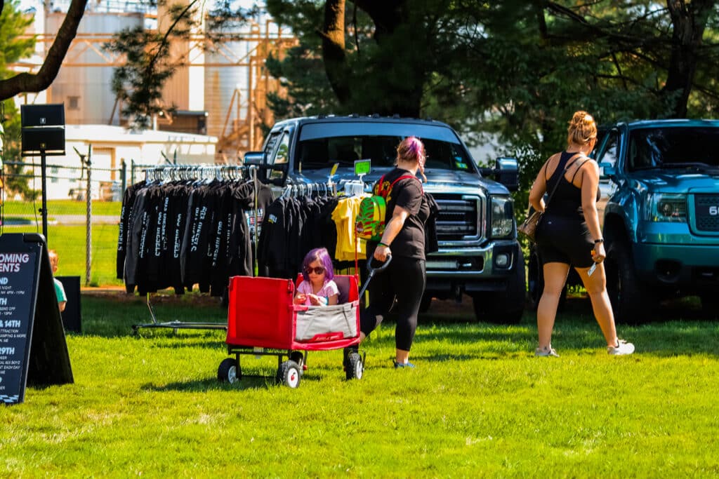 lil red wagon salute the troops 7