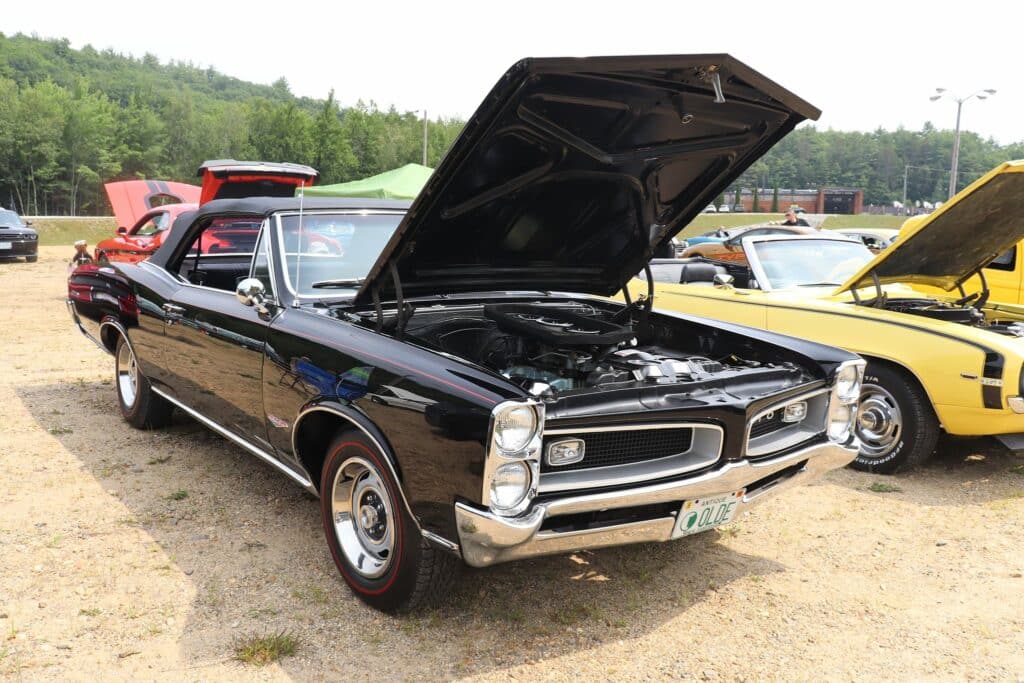 pontiac gto salute the troops car show 5