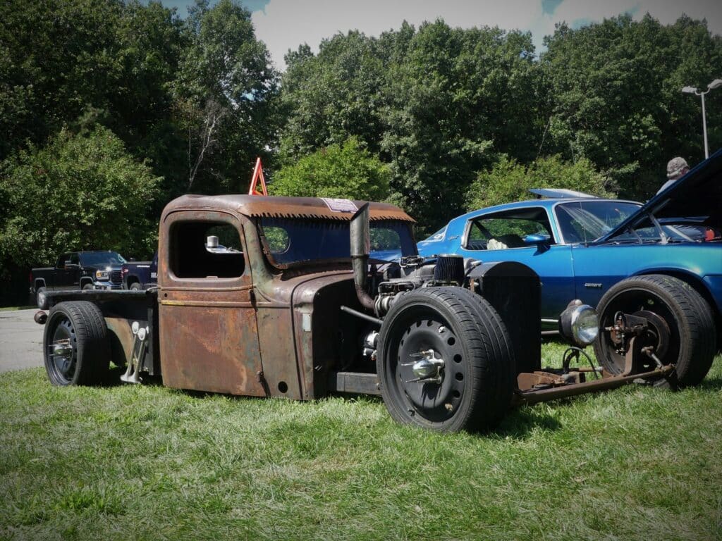 rusty rat rod salute the troops car show 6